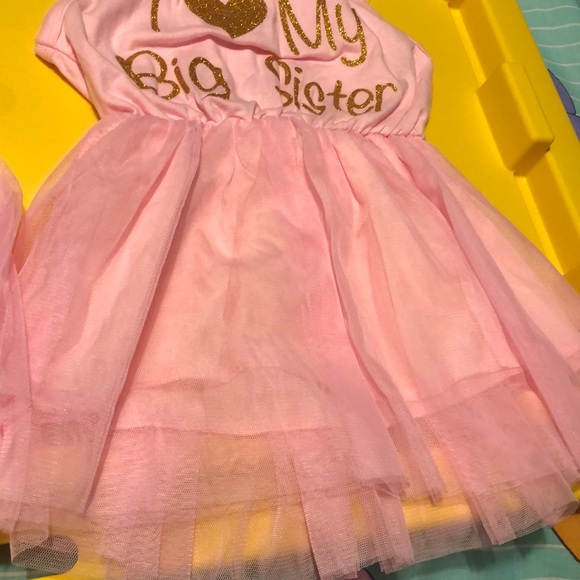 Matching Sets - Picture 5 of 6